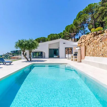 Arlette I Villa
